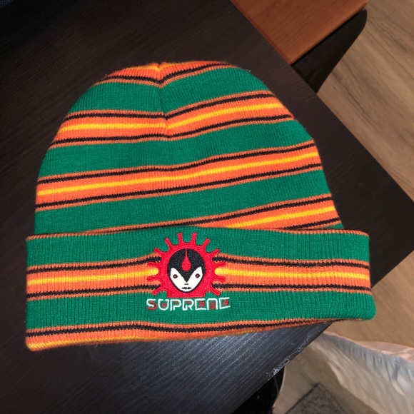 Supreme Hat